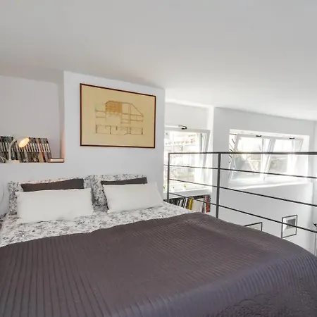 San Martino & Gaslini Urban Loft * Генуя